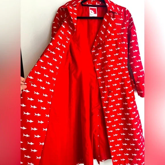 Vintage Red trench coat with white shark print by gsus industries - Picture 3 of 6